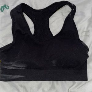 black old navy sport bra